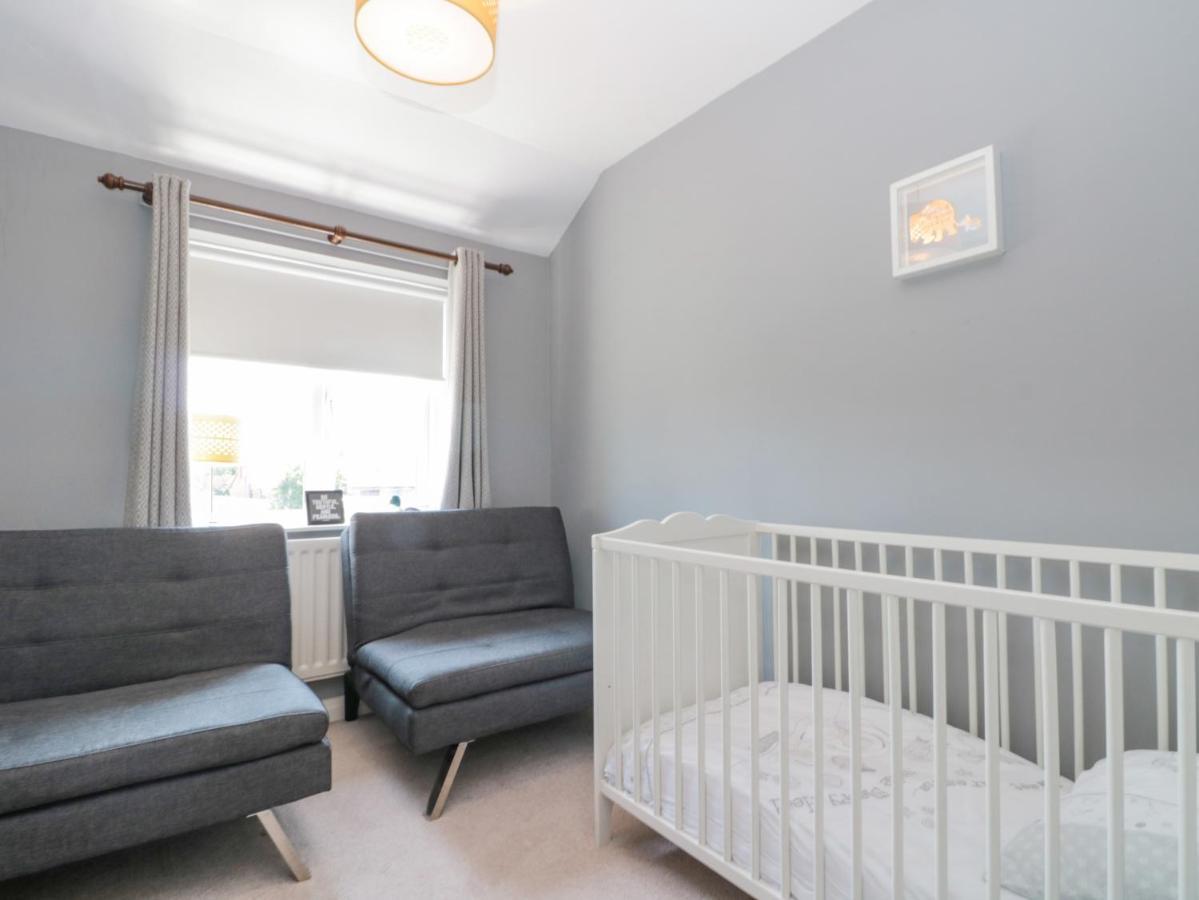 Вилла Sutton Court Тирск Экстерьер фото